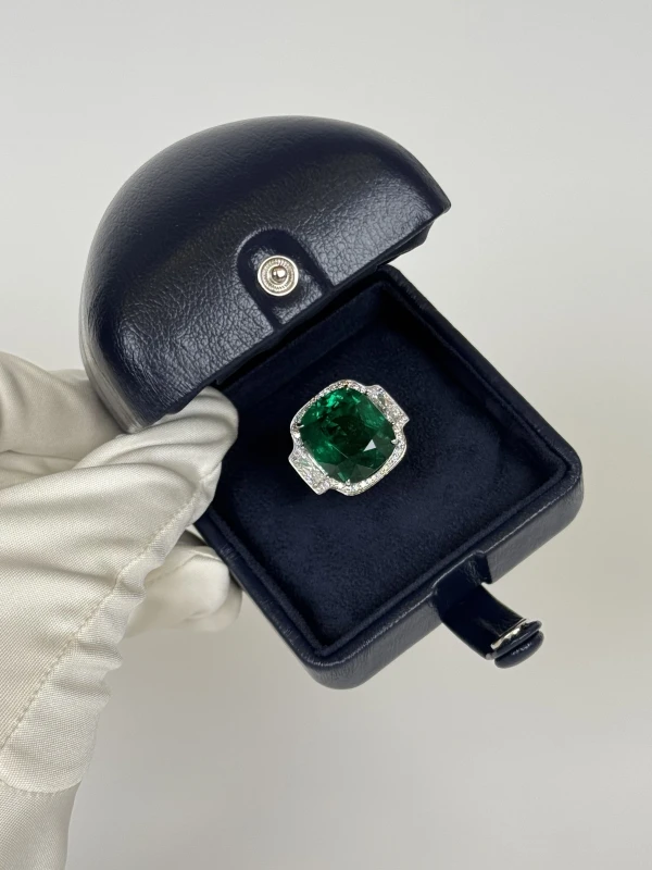 DeRosa EMERALD 19.29 ct RING (SIZE 53) EM19.29CT 4