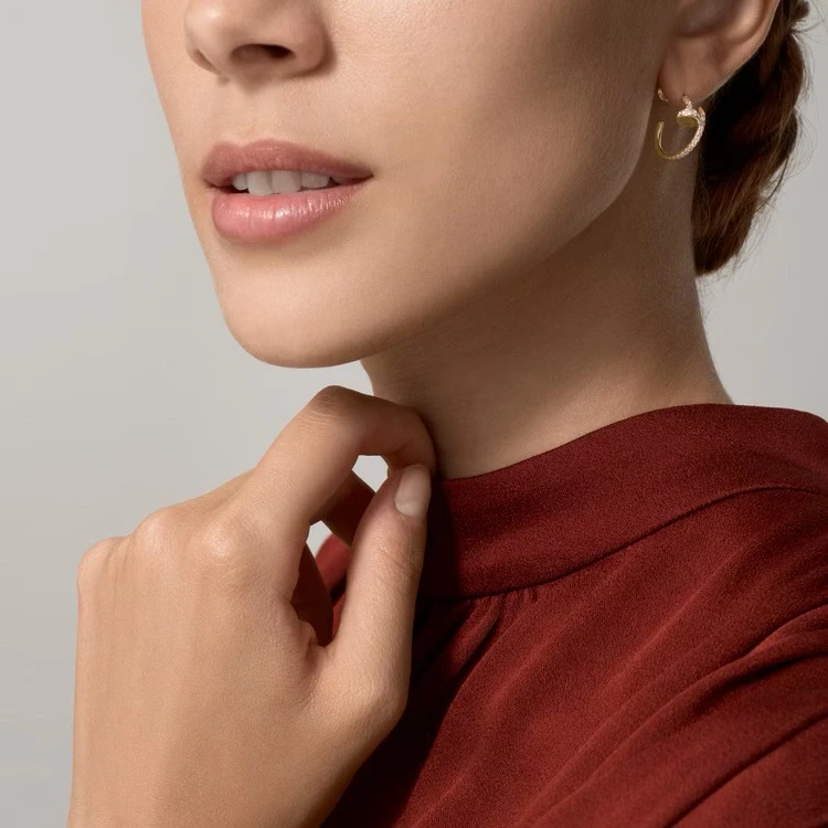 Cartier Créoles Juste un Clou, petit modèle, pavées b8301430 3