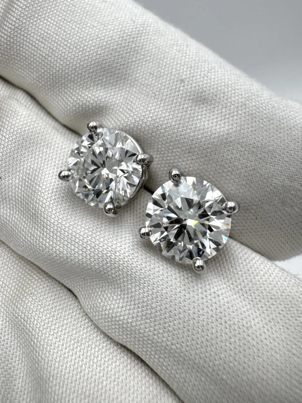 Tiffany & Co ROUND DIAMOND 2.01-2.01 CT G/SI1 EARRINGS TF2.01-2.01 G/SI1 5