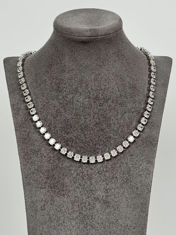 СЕРЬГИ NO NAME CUSHION DIAMOND 61.58 CT D/VVS-VS NECKLACE (GIA) NN61.58 3