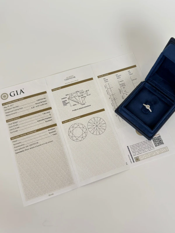 Earrings without a brand ROUND DIAMOND 1.00 D/IF 3EX RING (GIA) NN01.00 CT D/IF 4
