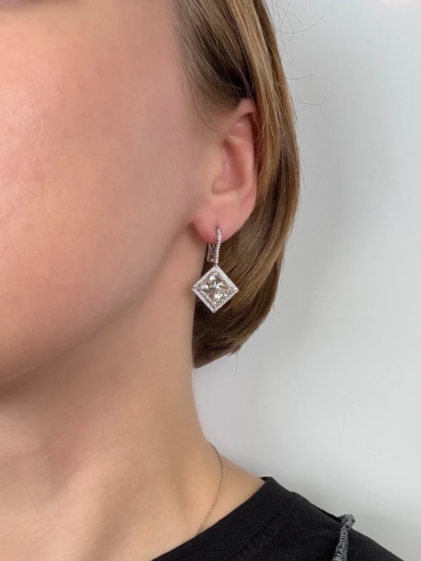 Chopard СЕРЬГИ С БРИЛЛИАНТАМИ 6.01 СТ I/VS1 - 6.02 CT J/VS1 830305-1001 5