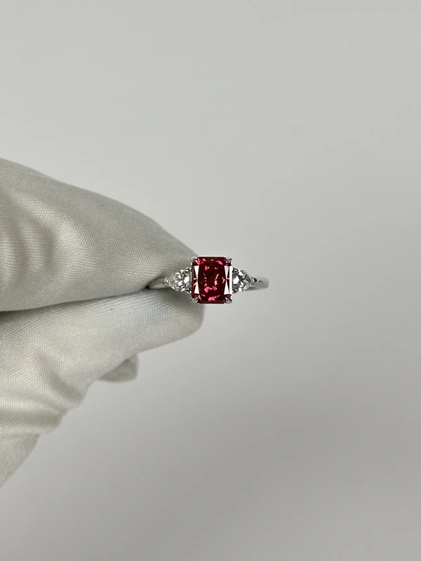 СЕРЬГИ NO NAME RADIANT DIAMOND 1.69 CT FANCY DEEP REDDISH PURPLE*/VS2 RING (SIZE 54) NN1.69CT 2