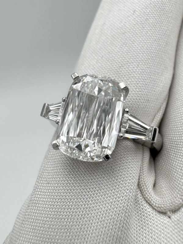 DeRosa Exclusive Ashoka Diamond 5.02 ct F/VS1 Ring (GIA) B471554B 4