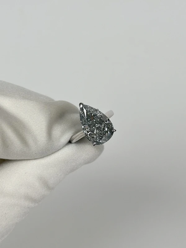 СЕРЬГИ NO NAME PEAR DIAMOND RING 7.01 ct G/SI2 (SIZE 52) GIA NN7.01ct G/SI2 GIA 3