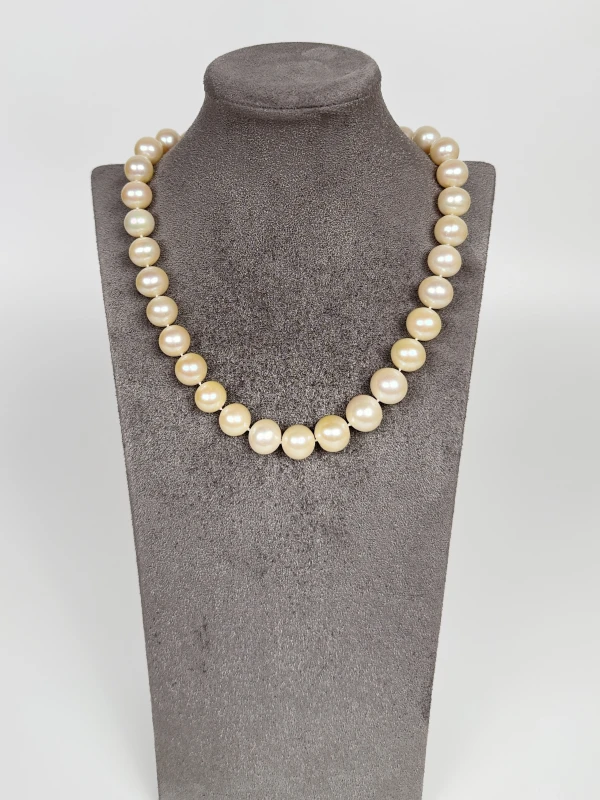 RalfDiamonds PEARL 11.8 - 13.21 mm & DIAMONDS NECKLACE RD11.8-13.21 3