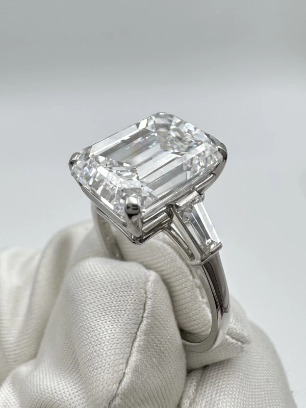 Bvlgari BVLGARI EMERALD DIAMOND 7.02 CT D/FLAWLESS RING (GIA) EXEX BVG7.02CT 4