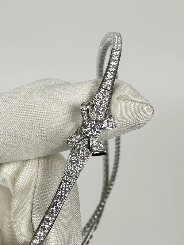 Graff WHITE GOLD DIAMOND TILDA'S BOW NECKLACE 18.06 CT RGN943 5