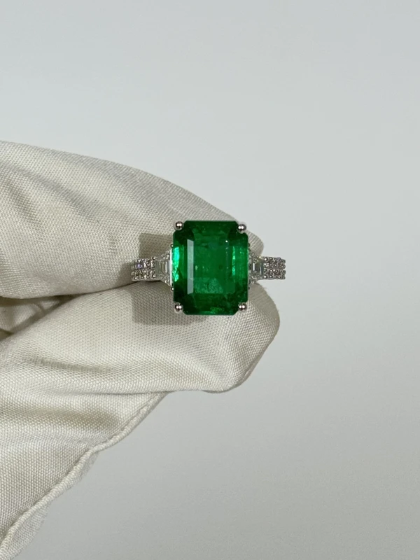 Verdi Jewellery КОЛЬЦО С ИЗУМРУДОМ 7.72 CT A17A 2