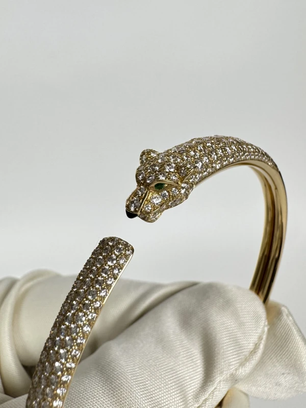 Cartier Panthère de Cartier bracelet, small model, half-paved (SIZE 17) N6718117 5