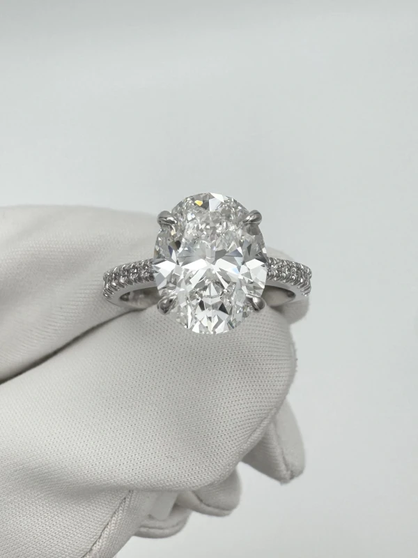 No name OVAL DIAMOND RING 4.06ct G/VS2 GIA NN4.06ct G/VS2 GIA 2