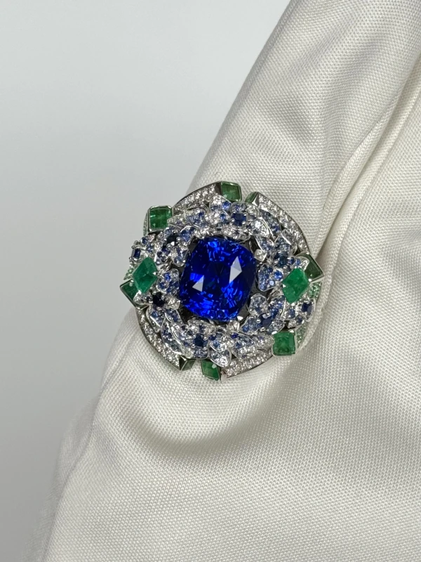 RUBEUS CUSHION SAPPHIRE 5.10 CT  PEACOCK BLUE RING (SIZE 54) RUBEUS 4