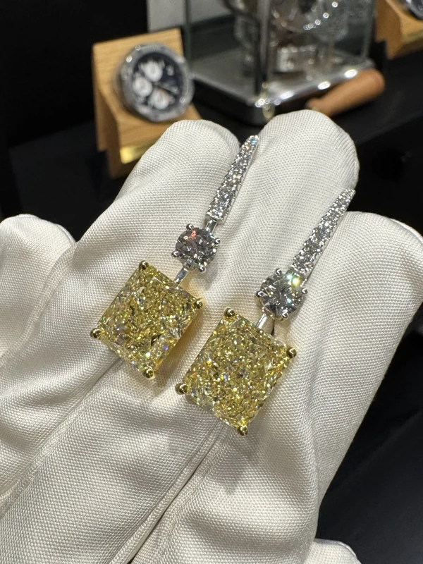 No name DIAMOND 10.14 - 10.06 CT Y to Z/VVS2-VS1 EARRINGS (GIA) NN10.14-10.06 4