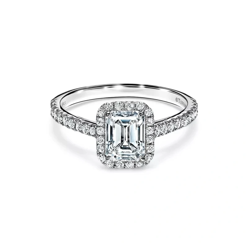 SOLESTE EMERALD DIAMOND 1.08 CT F/VVS2 (SIZE 52)