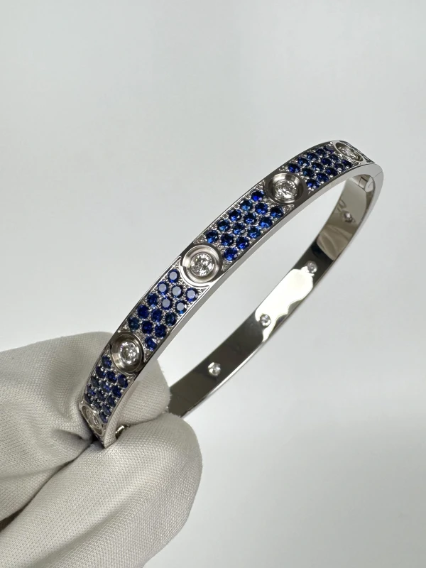 Cartier LIMITED EDITION LOVE BRACELET, BLUE SAPPHIRE PAVED IN ROSE GOLD (SIZE 17) N6739617 3