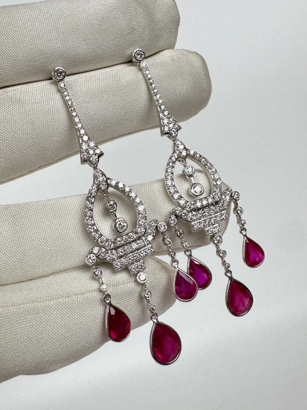 DIAMONDS & RUBY EARRINGS TAV75 4