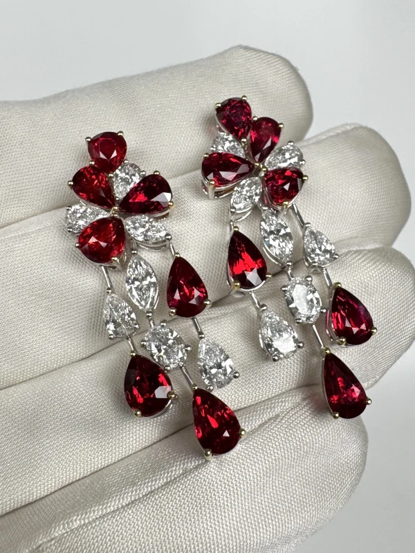 No name PEAR RUBY 5.56 CT "PIGEON'S BLOOD" MOZAMBIQUE & MIXCUT DIAMONDS 3.12 CT EARRINGS (GUILD) R5.56ct 5