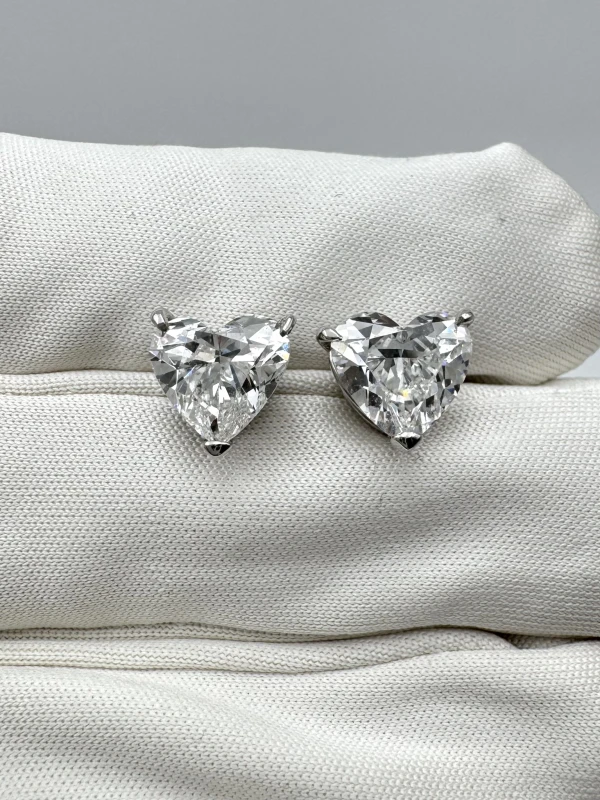 RalfDiamonds 2 HEART DIAMOND EARRINGS 0-2429 3