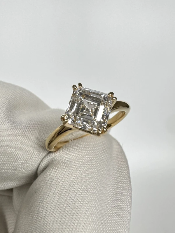 No name SQUARE EMERALD 2.00CT D/VS1 RING (SIZE 52) GIA NN2.00CT D/VS1 3