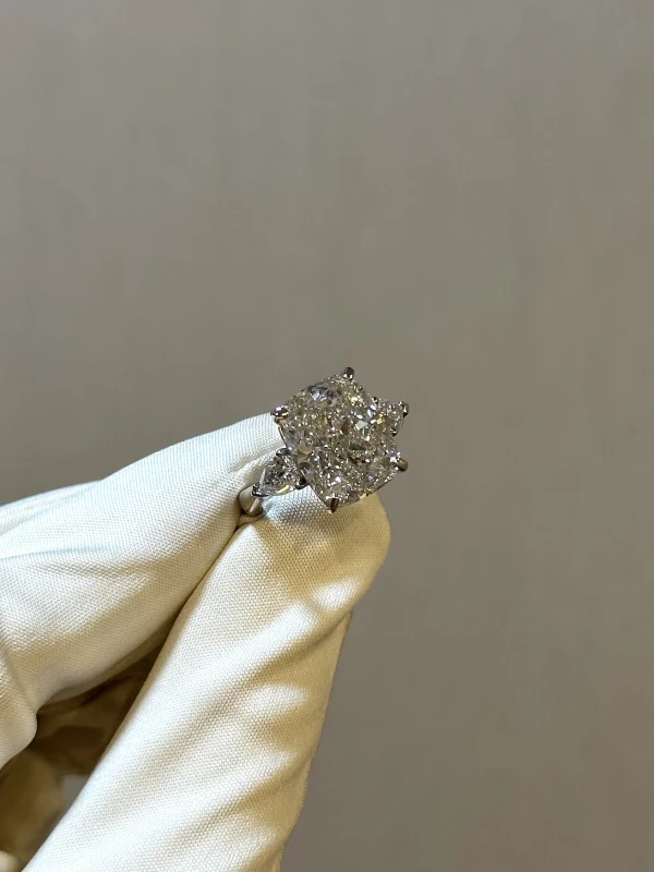 СЕРЬГИ NO NAME CUSHION DIAMOND 11.05 CT G*/VVS2 RING (GIA) NN11.05CT 3