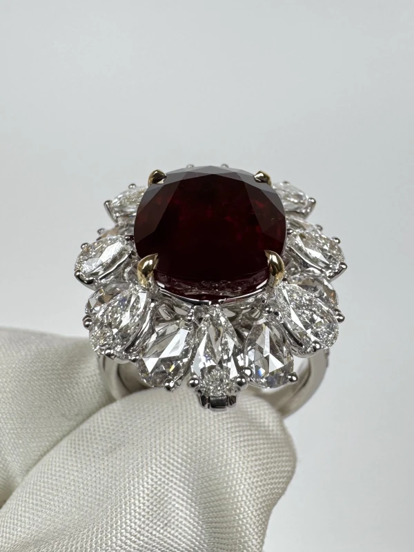 Earrings without a brand MOZAMBIQUE RUBY 10.02 CT "PIGEON BLOOD" RING (No hited) (GRS) R10.02CT 6