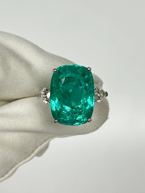 Earrings without a brand PARAIBA TOURMALINE 19.94 CT NEON RING, MOZAMBIQUE (GIA/GRS) NN19.94CT 2