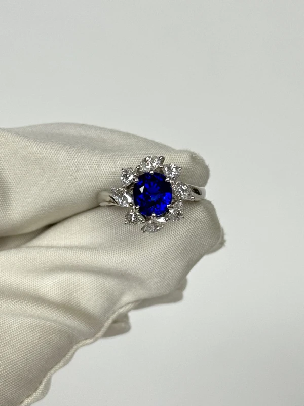 Мikimoto  DEEP BLUE SAPPHIRE 2.82 CT & DIAMONDS 0.95 CT RING (SIZE 50) 7991709 2