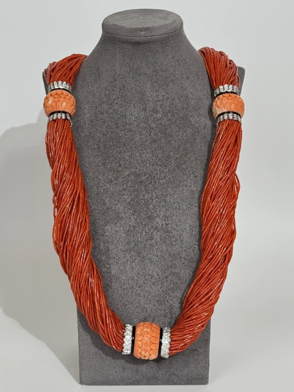 SCAVIA С КОРАЛЛАМИ И БРИЛЛИАНТАМИ Колье SCAVIA 3