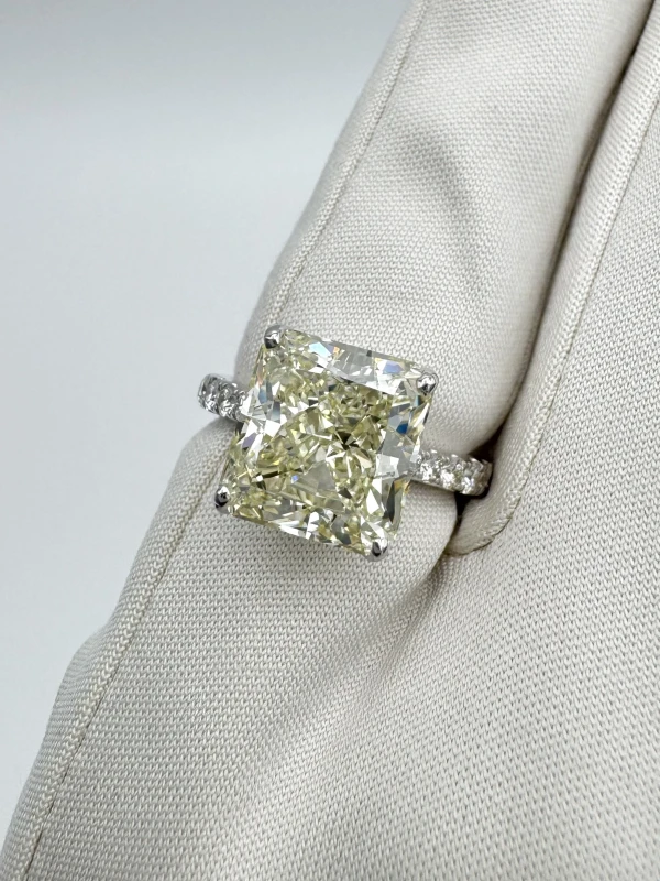 СЕРЬГИ NO NAME CUSHION DIAMOND 5.50 CT N/VS1 RING (SIZE 50) 272056 4