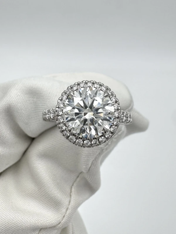 Cartier ROUND DIAMOND 2.19 СТ Н/VS1 RING (GIA) N4246850 2