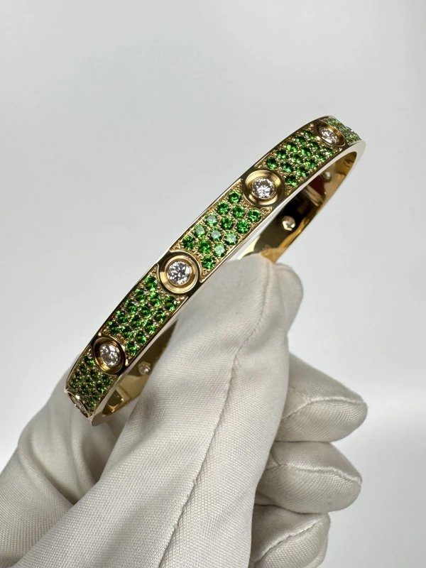 Cartier LIMITED EDITION LOVE BRACELET, TSAVORITE GARNET PAVED IN YELLOW GOLD (SIZE 17) N6739417 2
