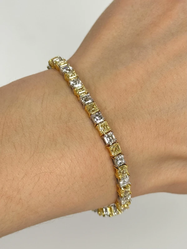 Earrings without a brand Square Emerald Cut Yellow and White Diamond Bracelet nnW&Y 4