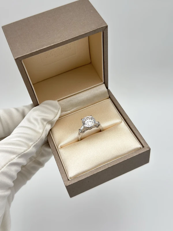 Bvlgari ROUND DIAMOND 3.01 CT D/VVS1 RING (SIZE 49) BVG3.01 D/VVS1 5