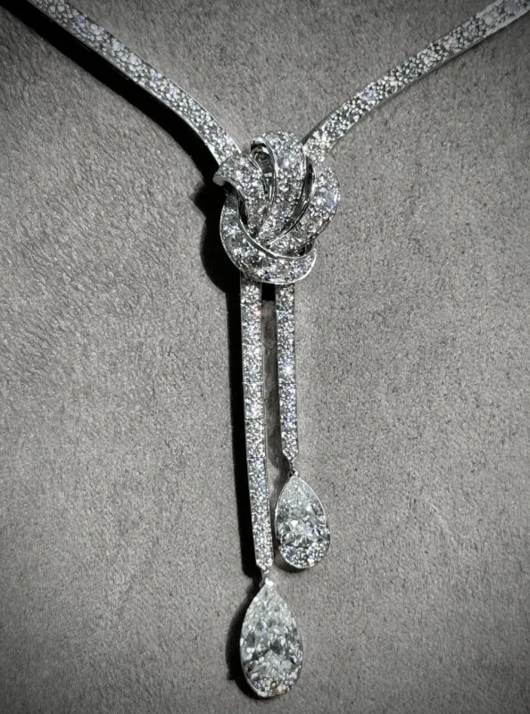 GRAFF Tilda’s Bow Double Pavé Diamond Drop Necklace RGN595 3