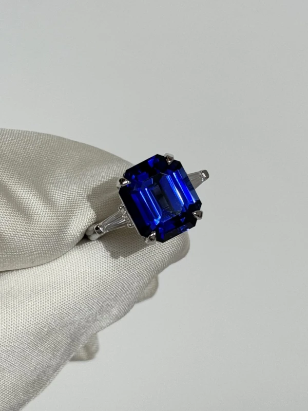 Earrings without a brand OCTAGONAL SAPPHIRE 10.48 CT ROYAL BLUE RING (SIZE 51) GRS sp10.48 3