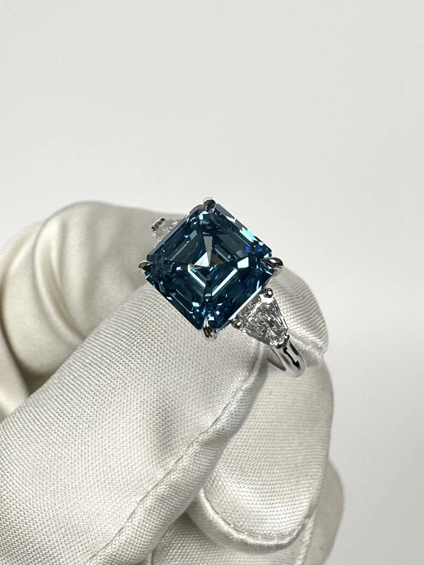 No name NN5.00FVB DIAMOND 5.00 CT FANCY VIVID BLUE*/VS2 RING (GIA) NN5.00FVB 4