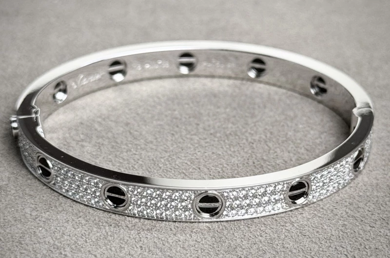 Cartier LOVE DIAMOND-PAVED, CERAMIC BRACELET (SIZE 18) N6032418 4