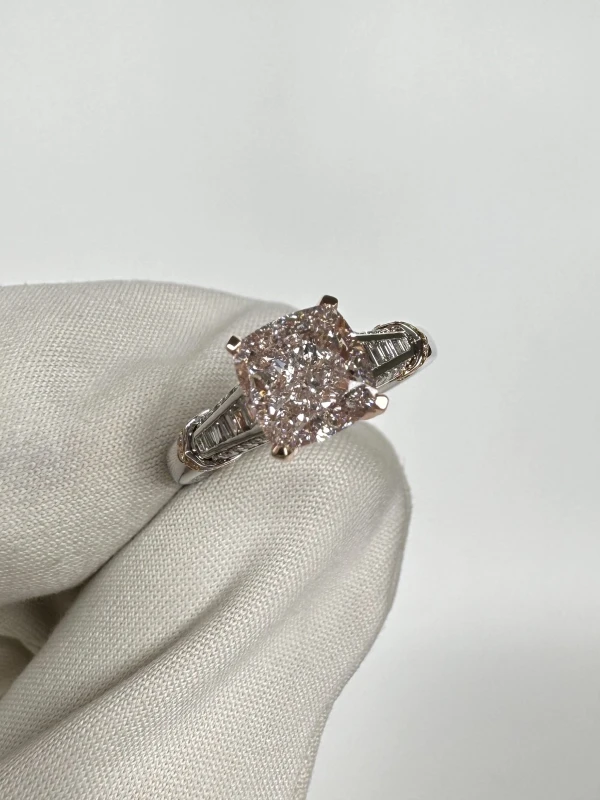 No name CUSHION DIAMOND 2.02 CT FANCY LIGHT BROWN-PINK/VS1 RING (GIA) NN2.02CT FLBP/VS 2