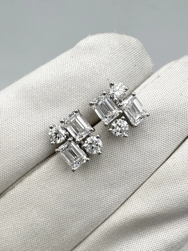 GRAFF Emerald Cut and Round Diamond Earrings RGE1832 4