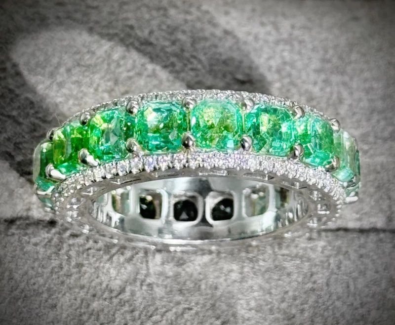 RalfDiamonds EMERALD AND DIAMOND RING RDREmerald 5