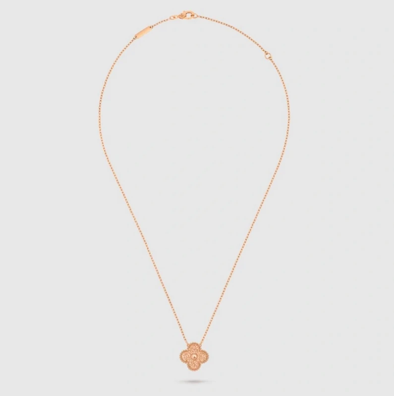 Van Cleef & Arpels Vintage Alhambra Pendant VCARN9ZS00 2