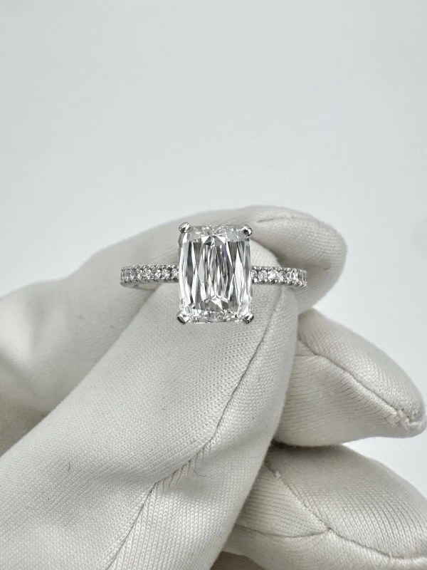 No name Exclusive Ashoka Diamond 2.04 CT F/VS2 Ring (SIZE 51) GIA NN2.04 CT F/VS2 2