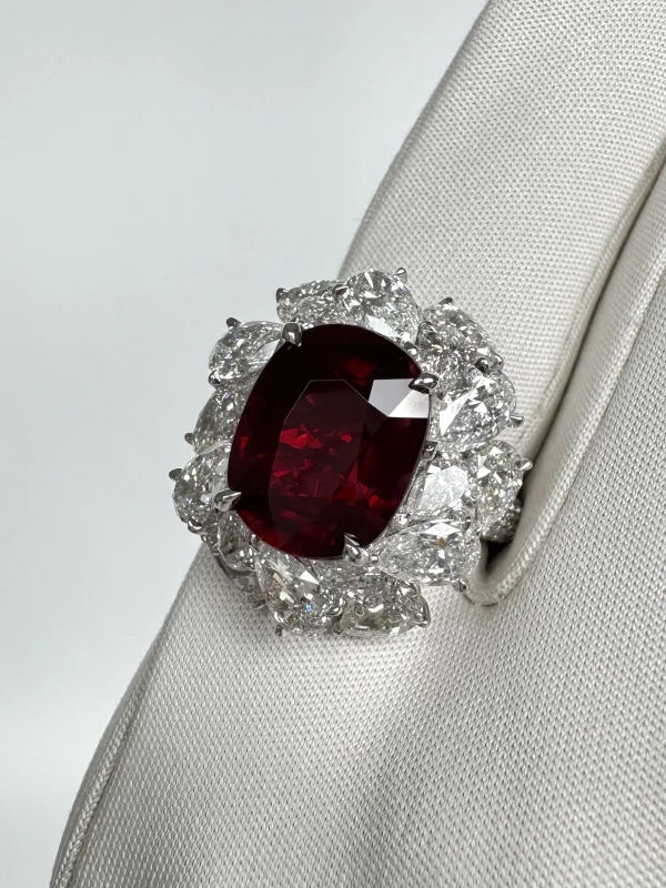 No name OVAL RUBY 8.02 CT "PIGEONS BLOOD" RING (GRS) NN8.02CT 4