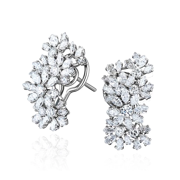 Earrings without a brand С БРИЛЛИАНТАМИ 111