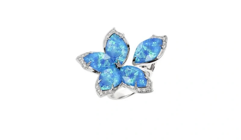 LOVE ME LOVE ME NOT CRYSTAL HAZE RING (SIZE 54)