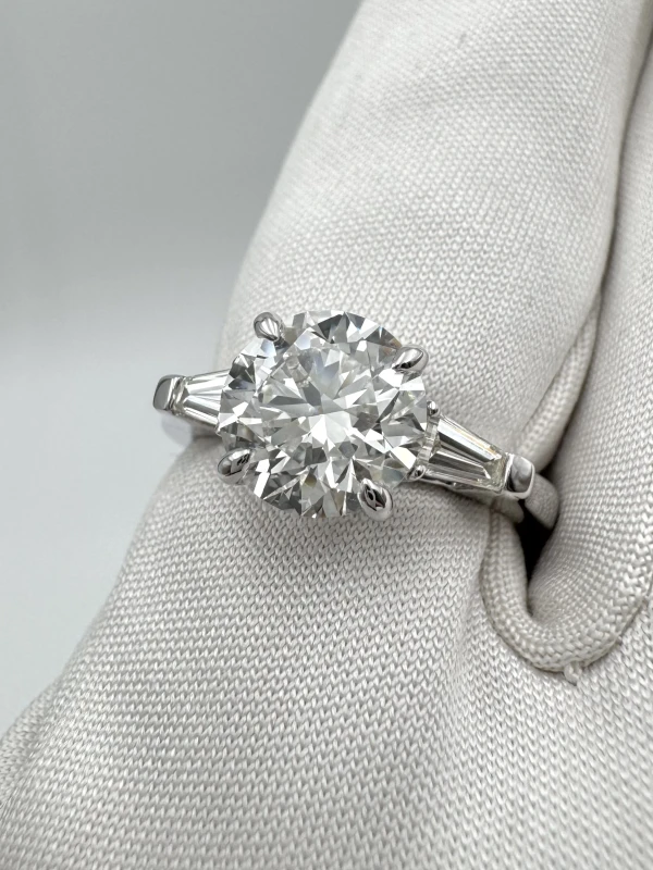 No name ROUND DIAMOND 2.01 CT I/VS2 RING (GIA) NN 2.01 CT I/VS2 (GIA) 3