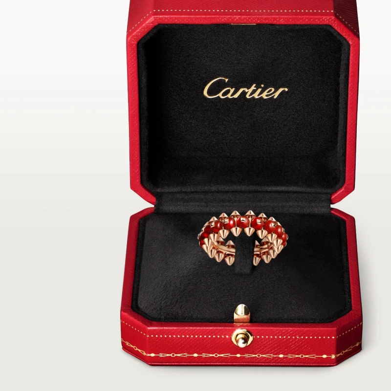 Cartier Clash de Cartier ring, red-dyed agate B4248652 3