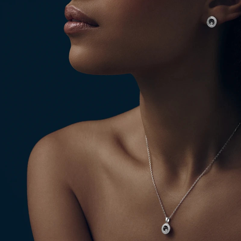 Chopard HAPPY DIAMONDS PENDANT 79A017-1201 5