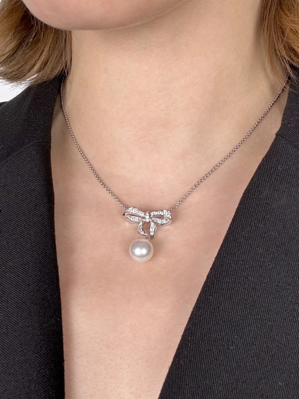 Mikimoto WHITE SOUTH SEA PEARL & DIAMOND BOW PENDANT PBS11WB 2