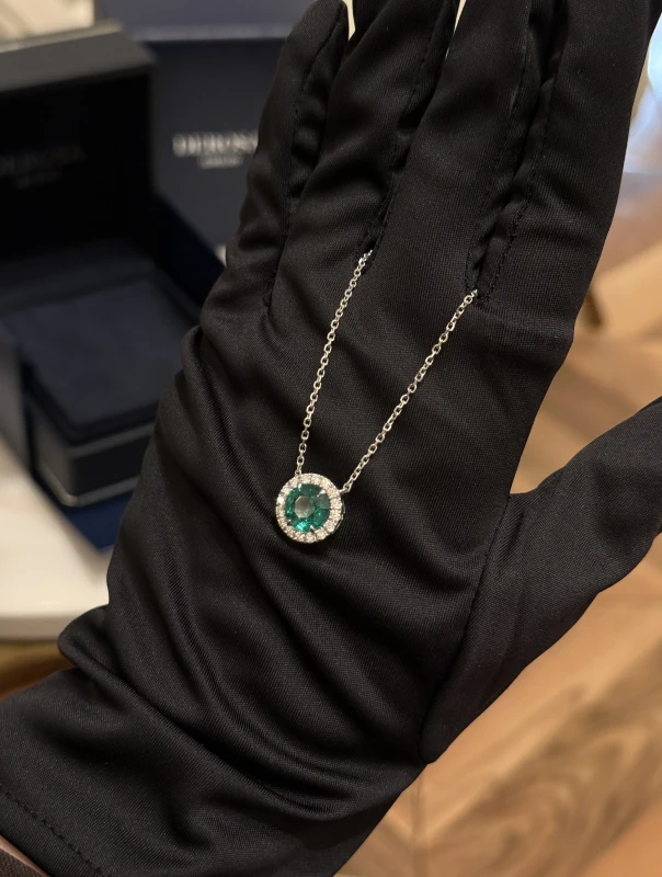 DeRosa WHITE GOLD EMERALD AND DIAMONDS PENDANT N414230 4
